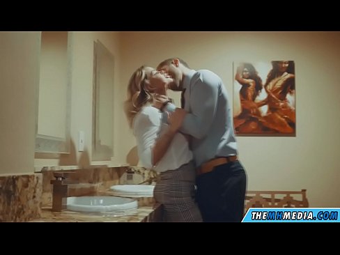 ❤️ Kiedy biuściasta blondynka uwodzi cię w publicznej toalecie Sex at pl.pornhills-com.ru ❌❤